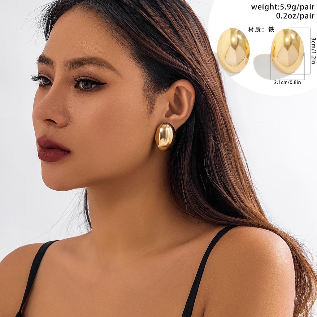 Accessories Simple business comma round earrings, personalized glossy metal mirror ins wind stud earrings women
