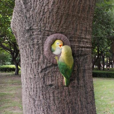Futterplatz für kleine Vögel im Freien Gartendekorationen Ornamente Futter für Vögel Gartenornament zur Baumdekoration Statue für Gartenzubehör