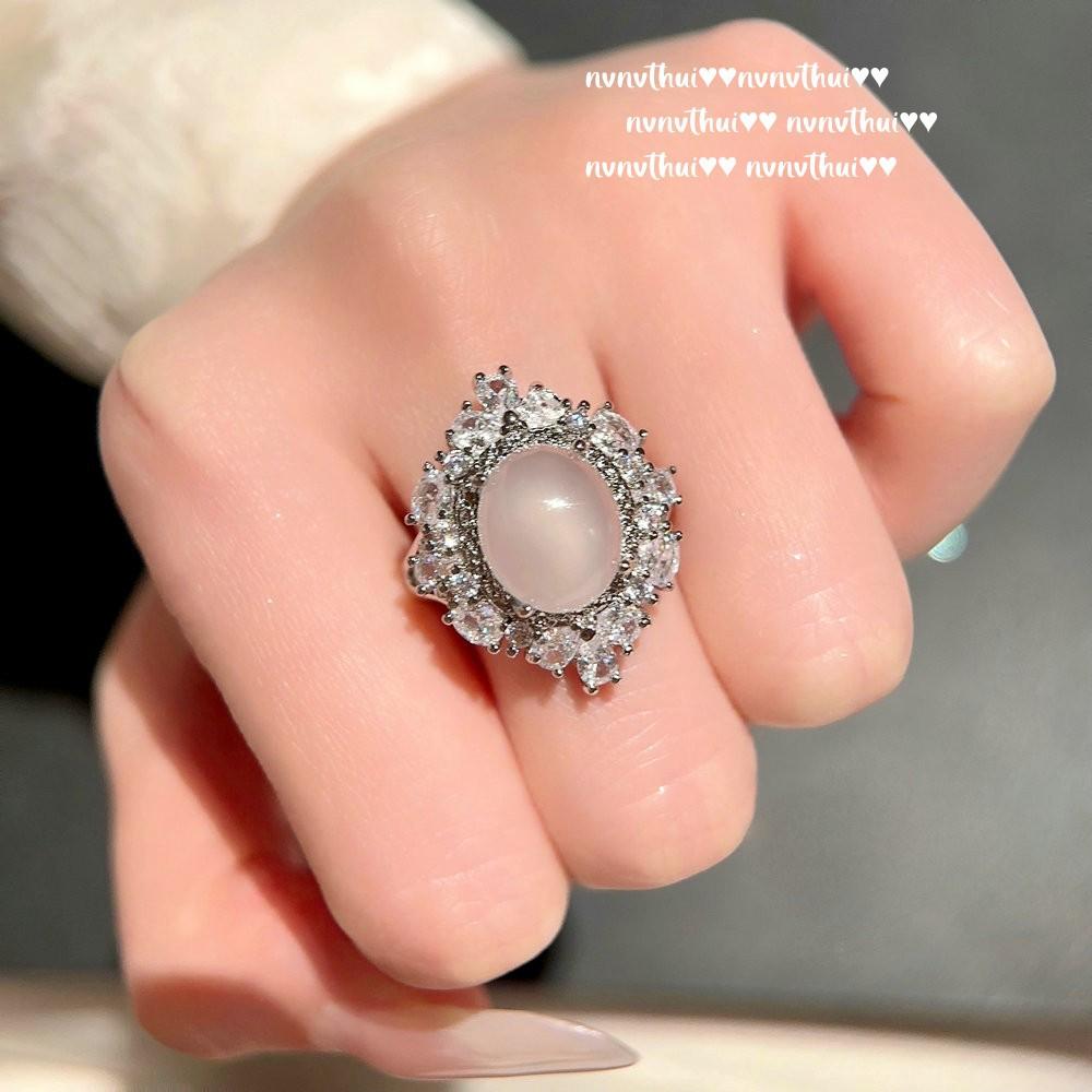 

Lychee Frozen White Chalcedony Snowflake Gemstone Ring, Water Spirit, 18K Gold Large Carat Zircon Flash Diamond Bracelet