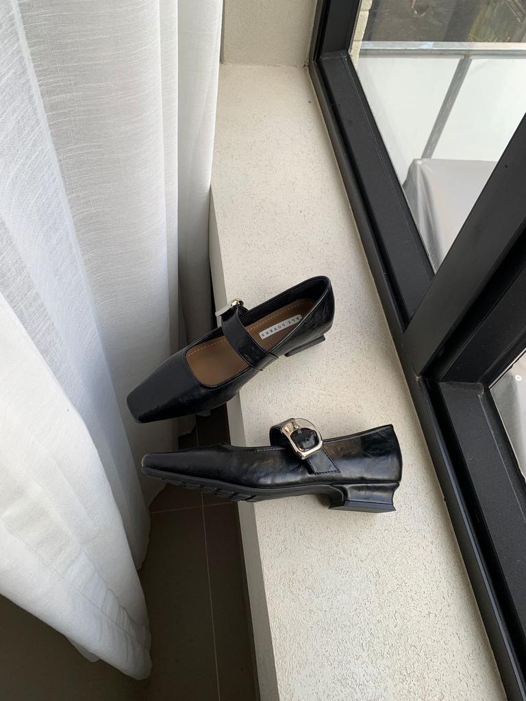 French Low-heeled Square-headed Silver Mary Jane Shoes Women's Shoes 2025 Early Spring New Single Shoes Retro Fashion Small Leather Shoes