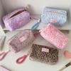 Soft Faux Hair Handheld Makeup Storage Pouch Large Capacity Leopard Pattern Cosmetic Case For Gym Skincare Products