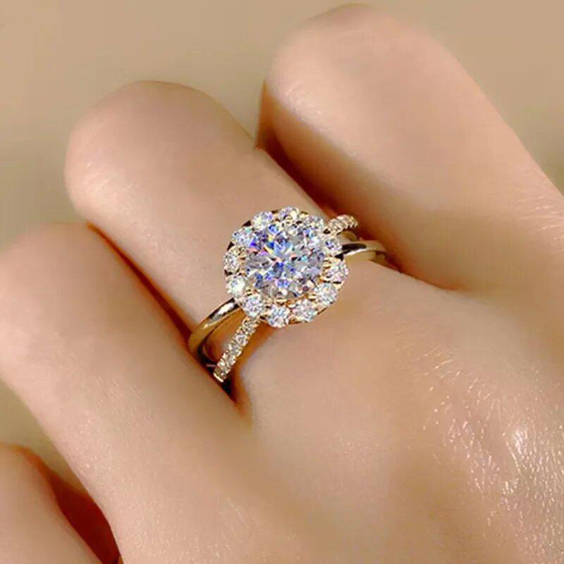 Huitan Sunflower Moissanite Zirconia Crossover Proposal Ring