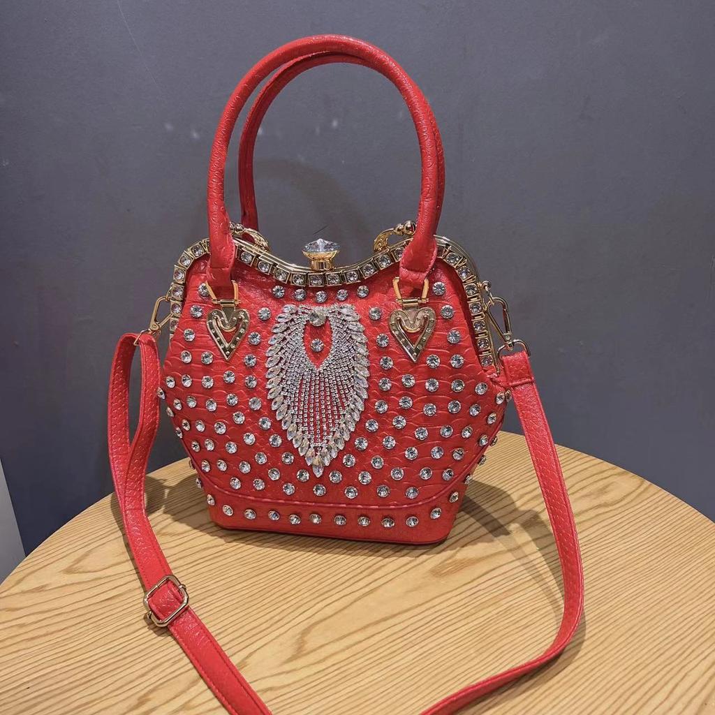 Luxury Fashion Diamonds Leather Women's Bag Small Crossbody Bucket Bag 2023 New Ladies Handbag Niche Party Evening Shoulder Bags