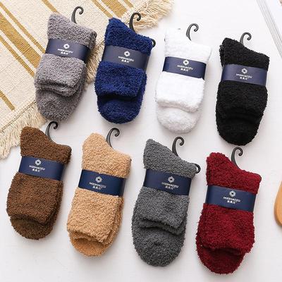Chaussettes mi-mollet super chaudes en polaire corail pour homme pour l'automne et l'hiver.