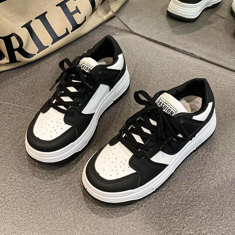 

Black and white panda shoes student casual sports shoes spring and autumn new versatile thick baseplate shoes women s shoes 35