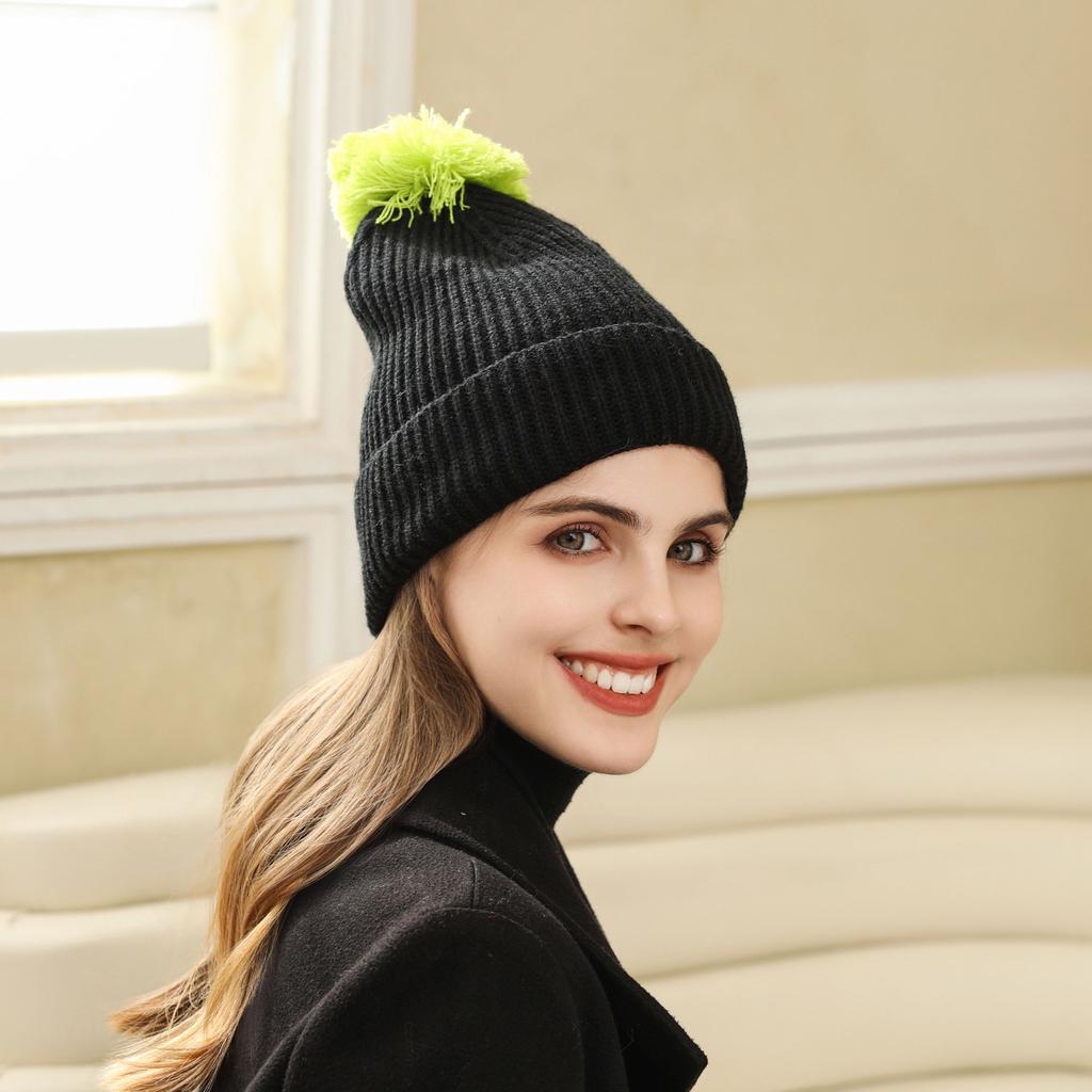 Autumn and Winter New Outdoor Windproof and Warm Ear Protection Pullover Hat Hairball Versatile Casual Fashion Cold Hat