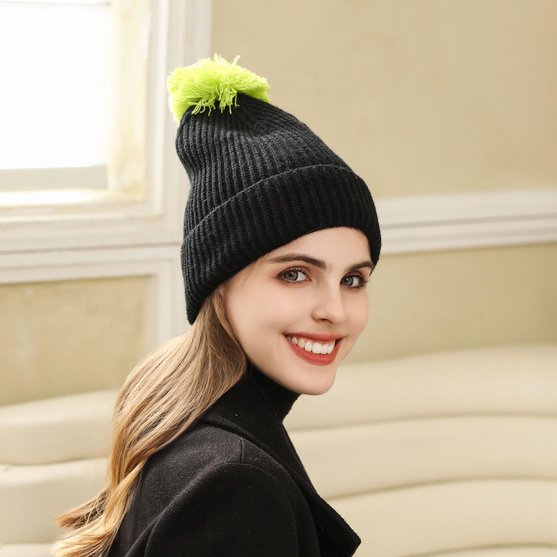 

Autumn and winter new outdoor windproof and warm ear protection pullover hat hairball versatile casual fashion cold hat One size