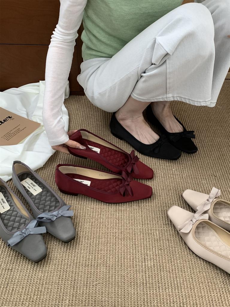 French retro satin square head single shoes women's 2025 spring and summer new light mouth bow evening thick heel ballet shoes