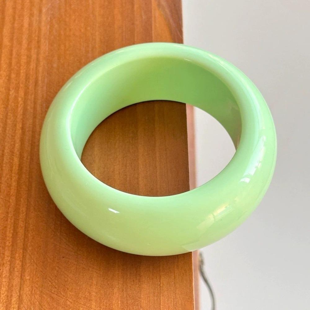 Bohemian Round Wide Bracelet Europe American Style Retro  Hand Ring Unique Acrylic Bangle  Women