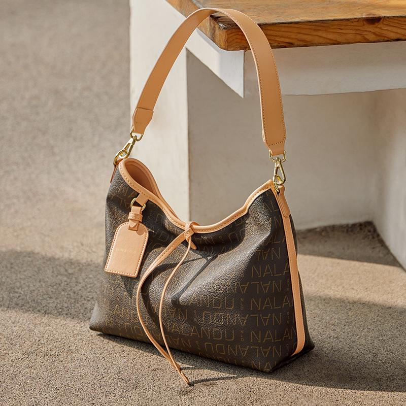 

Mrs. Qiao 2025 New Fashion Design Vintage Single Shoulder Bag Lightweight Retro Tote Bag Large Capacity Handbag Upper Width30.5CM Lower W