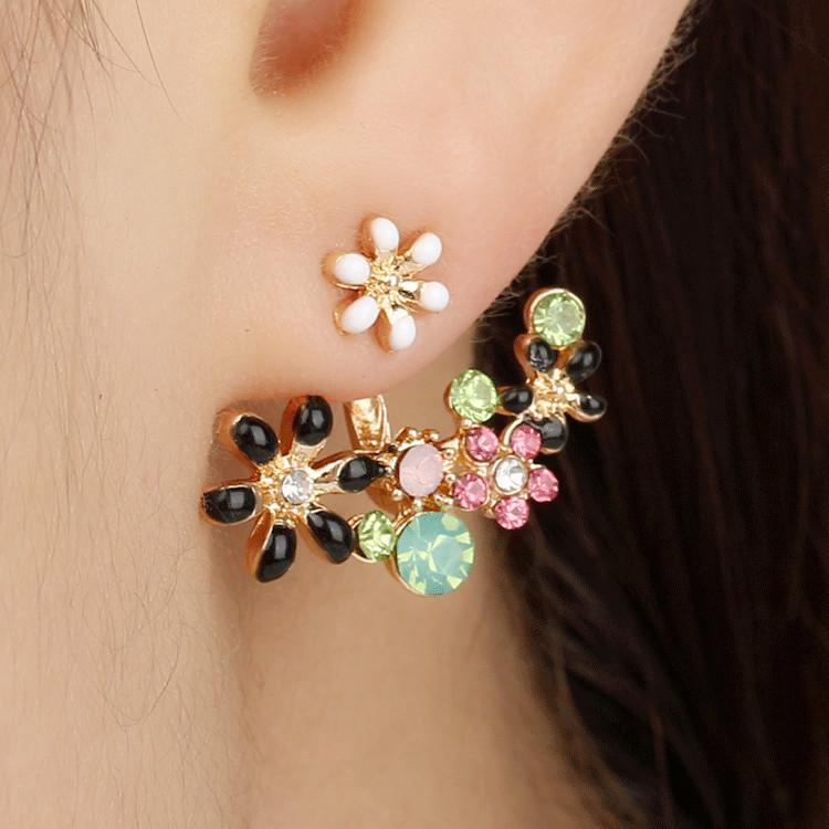 

South Korean Sweet Ruili Rhinestone Floral Earrings - Fresh Pastoral Style for Women