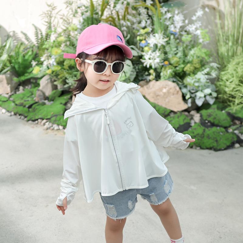 Kids Summer Ice Silk Sun Protection Jacket UPF50+ UV Protection Lightweight Breathable Soft Sun Hoodie for Boys and Girls