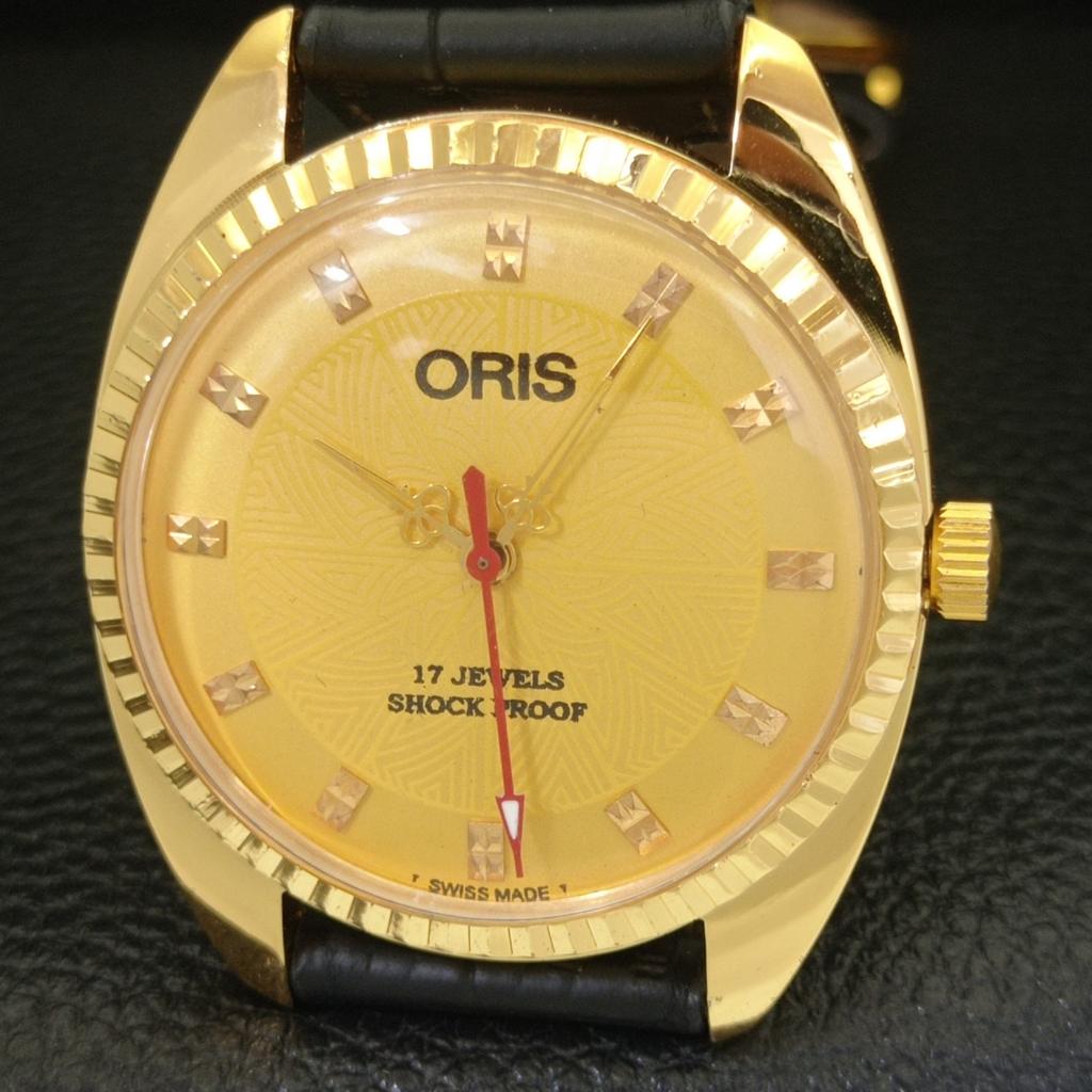 VINTAGE HAND-WINDING SWISS MENS REFURBISHED GOLDEN COLOR DIAL WATCH A438506-2 R131a-a438506