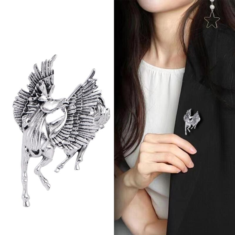 Elegant Pegasus Brooch Made from Sturdy Plated Alloy Symbolizing Freedom Perfect for Stylish Accessories