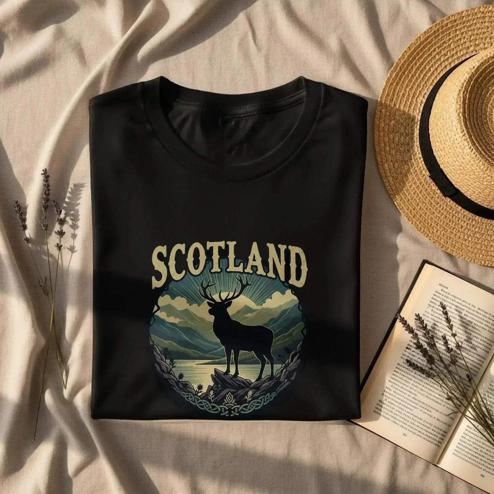 Scotland Deer Mountain Landscape Celtic Knot Style T-Shirts 3XL