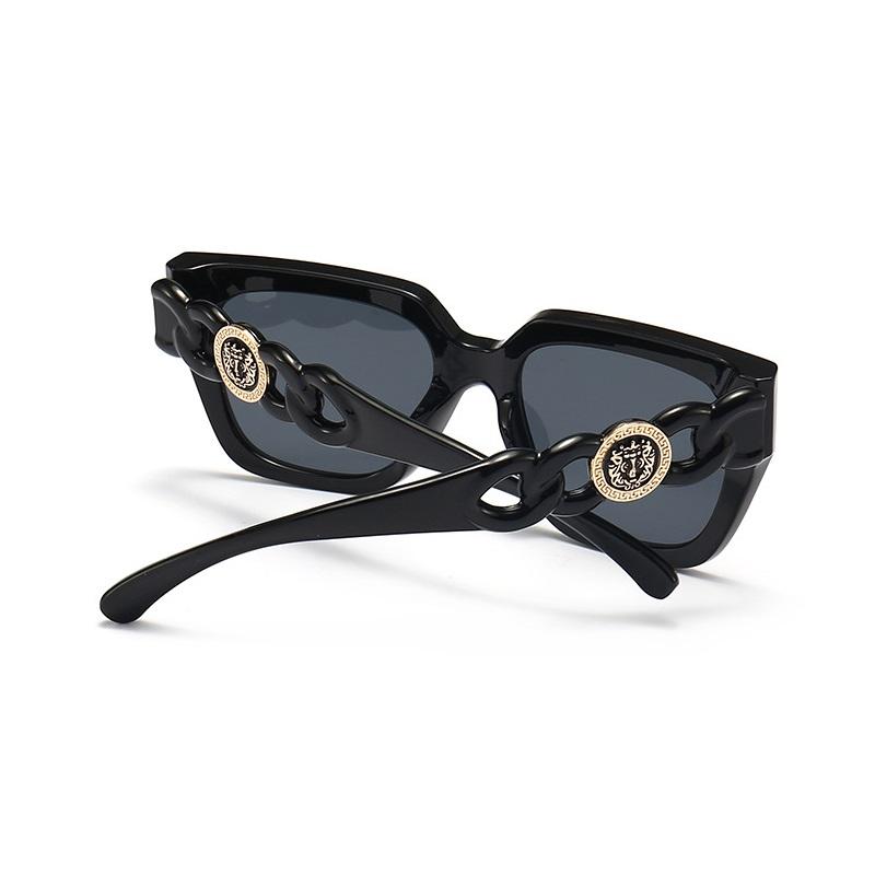 Luxury Fashion Sunglasses for Men and Women Classy Stylish Designer Golden Brand Glasses UV400