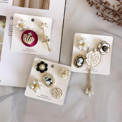 Luxury Camellia Flower Design Brooch Fashion Bow Knot Crown Pearl Rose Flower Clothing Accessory Set Brooches for Woman Party