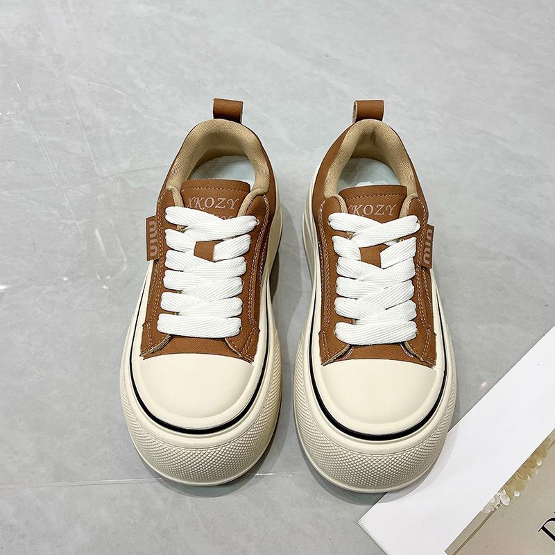 

Маффины толстая подошва увеличивающие рост универсальные маленькие белые туфли женские 2025 осень новые корейская версия модных повседневных кед популярная женская обувь 40 хаки