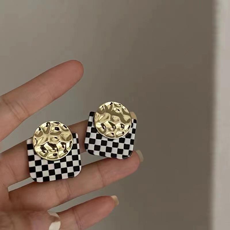 Autumn/Winter 2025 Trendy Checkered Mosaic Earrings for Women