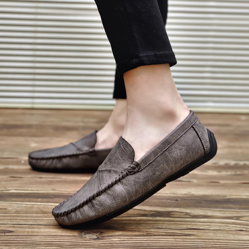 Lässige Herren-Slipper mit flachem Boden Retro Britischer minimalistischer Stil Business Büro Freizeit Party Bequeme Outdoor-Schuhe