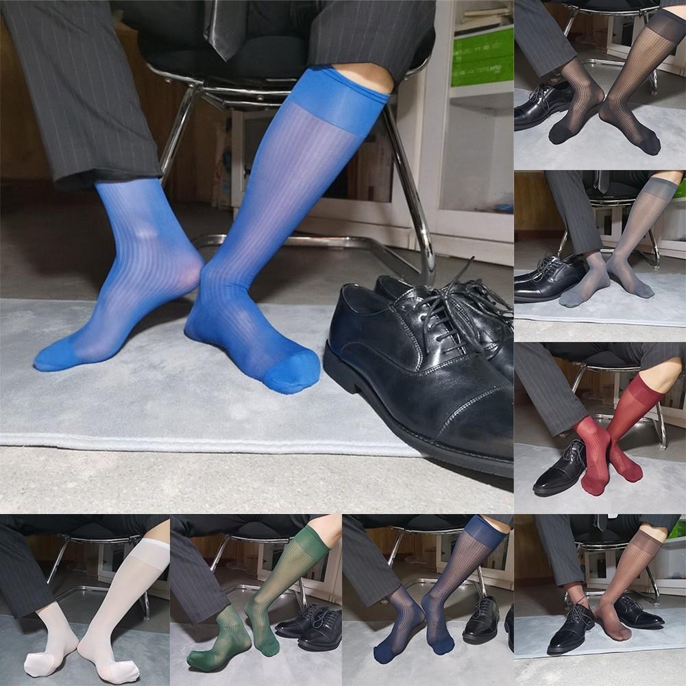 Durchsichtige, transparente Strümpfe für Herren im Business-Stil