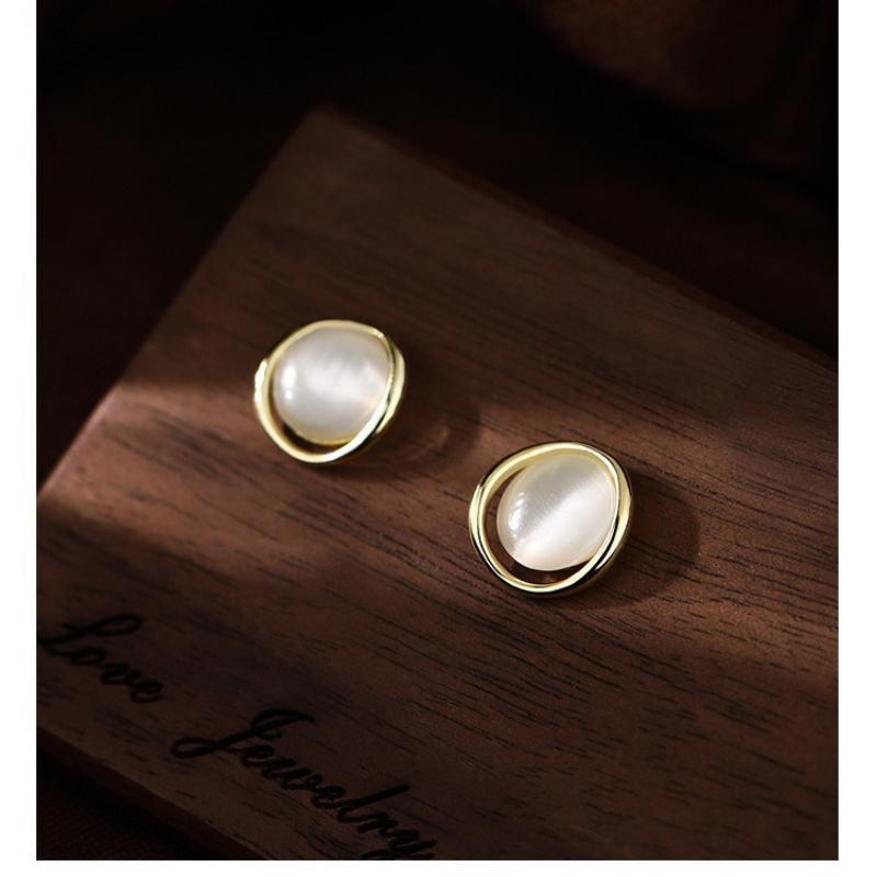 Popular New Earrings, Female Niche Design, Fashionable and Versatile Earrings, Fashionable Earrings and Accessories