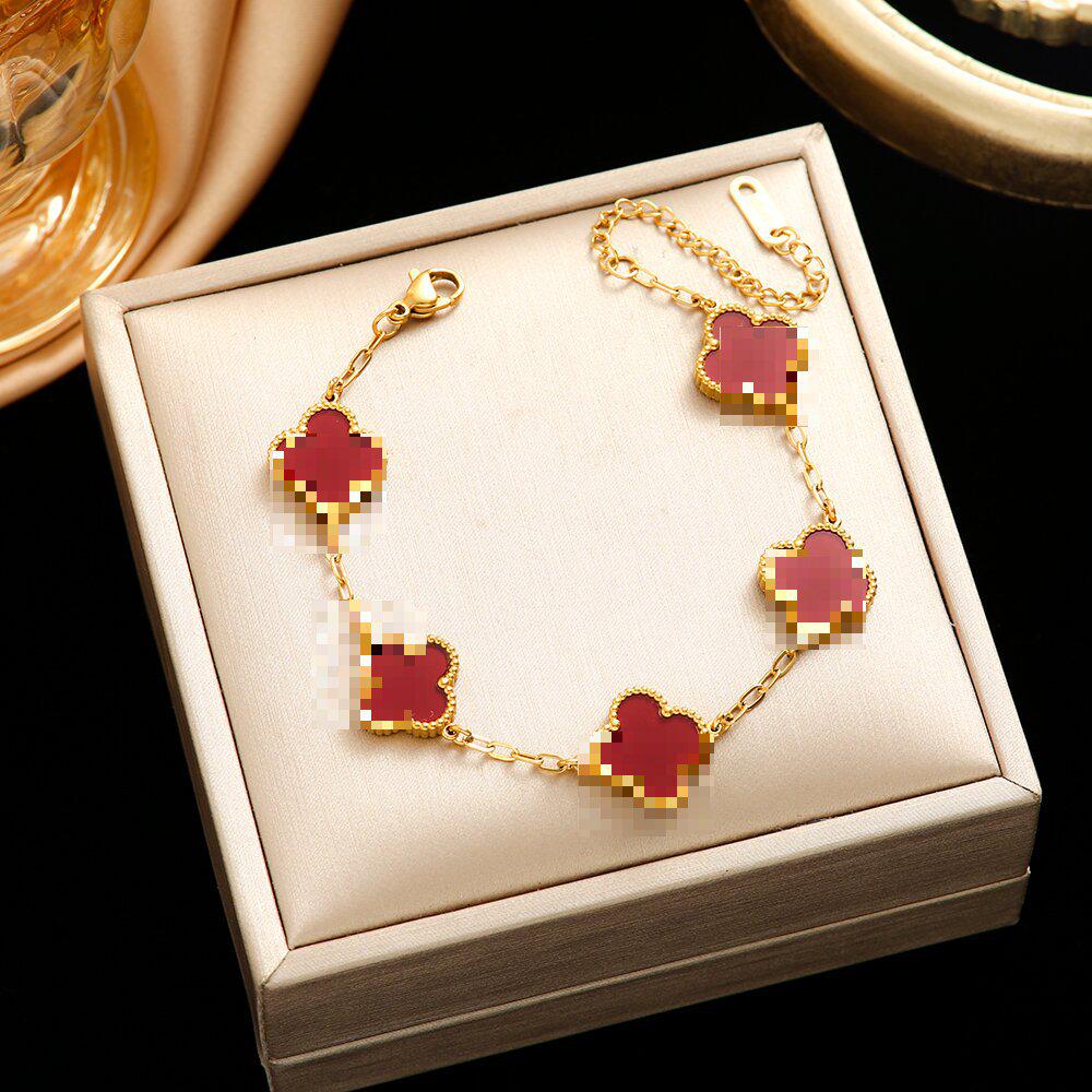 High-End Titanium Steel Four-Leaf Clover Bracelet with Shell Pendant – Durable, Fade-Resistant Design