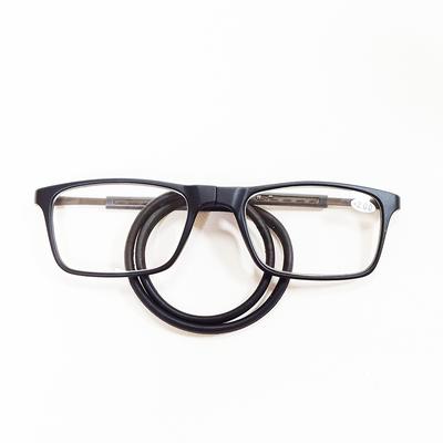 Nuovi Occhiali da Lettura TR90 con Magnete da Appendere al Collo Uomo Donna Anti-Luce Blu Portatili Ultraleggeri Occhiali da Computer Montatura Rotonda