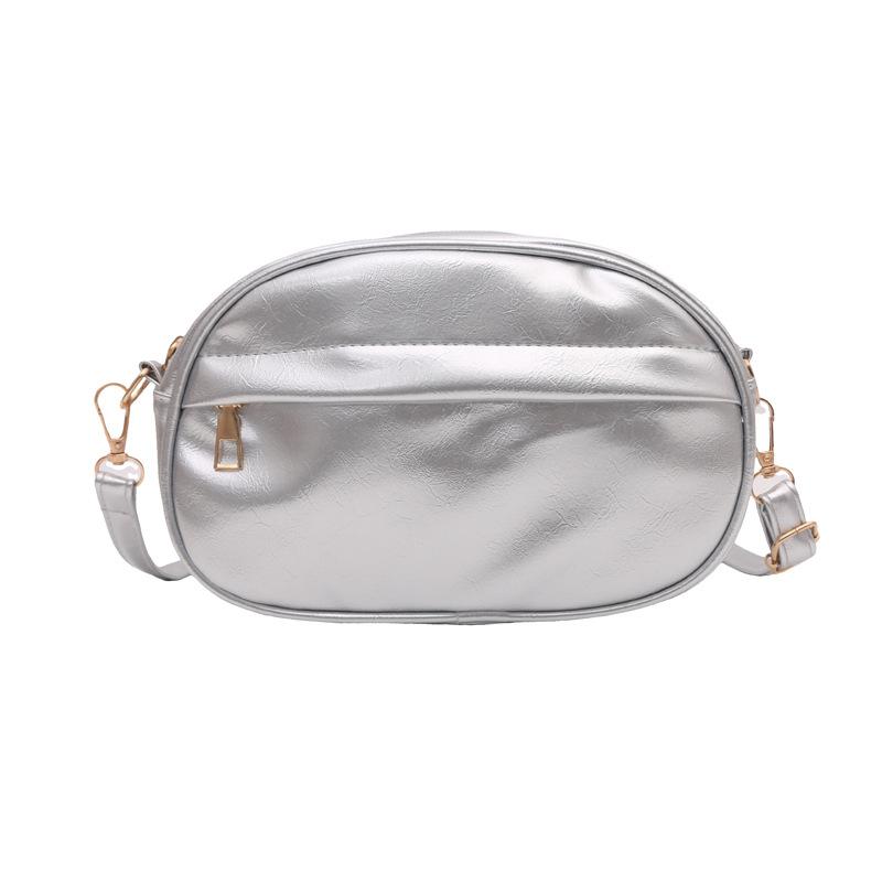 

2025 new fashion versatile shoulder messenger bag women s high-end French niche design retro handbag bag серебряный