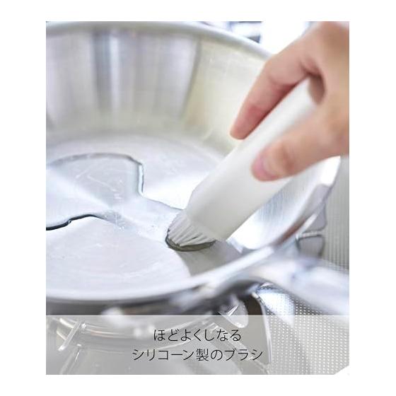 Yamazaki Jitsugyo (Yamazaki) Lid Included Oil Dry White Approx. W2.5 X D2.5 X H12cm Tower Brush Silicone 4354