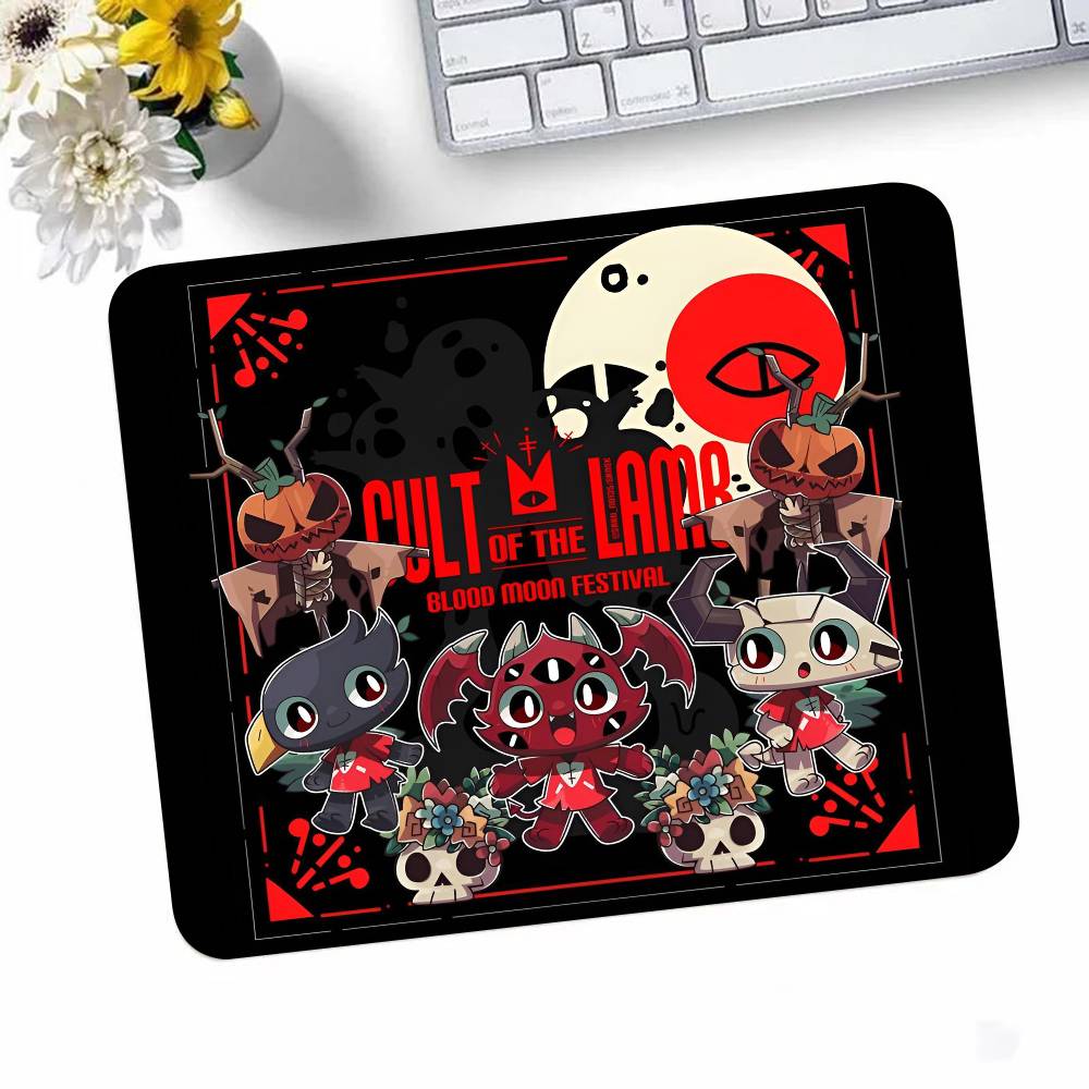Cult Of The Lamb Gaming Mousepad Small LockEdge Mouse Pad For Gamers Computer Desk Pad Rectangular Anti-slip Rubber