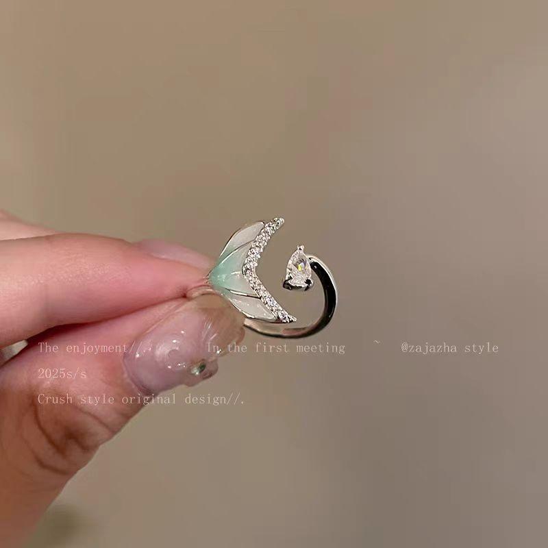 

Graduated Fish-tail Zircon Opening Ring - Stylish and Fashionable Design for Women, Index Finger Ring, Versatile Bracelet Zircon