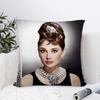 Funda de Almohada Clásica A-Audrey Hepburn Decoración Sofá Hogar Impresión Doble Cara Felpa Cuadrada Fundas para Cojines Decoración