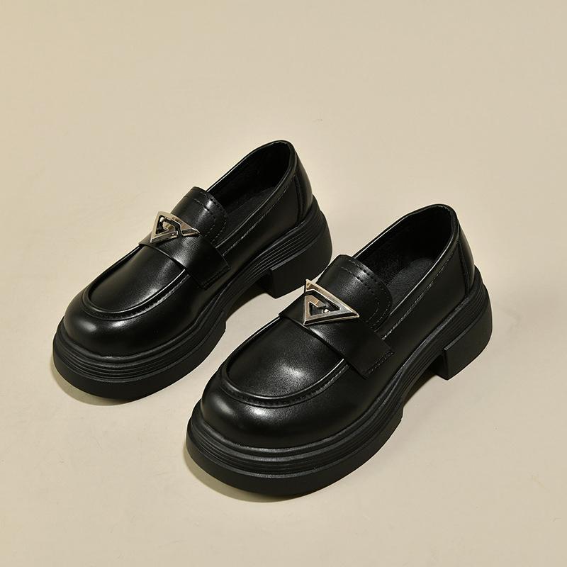 

Жіночі туфлі-одиначки весна та осінь 2024 нова платформа британський стиль середній каблук лакована шкіра маленькі чоловічі туфлі лофери для збільшення зросту 40