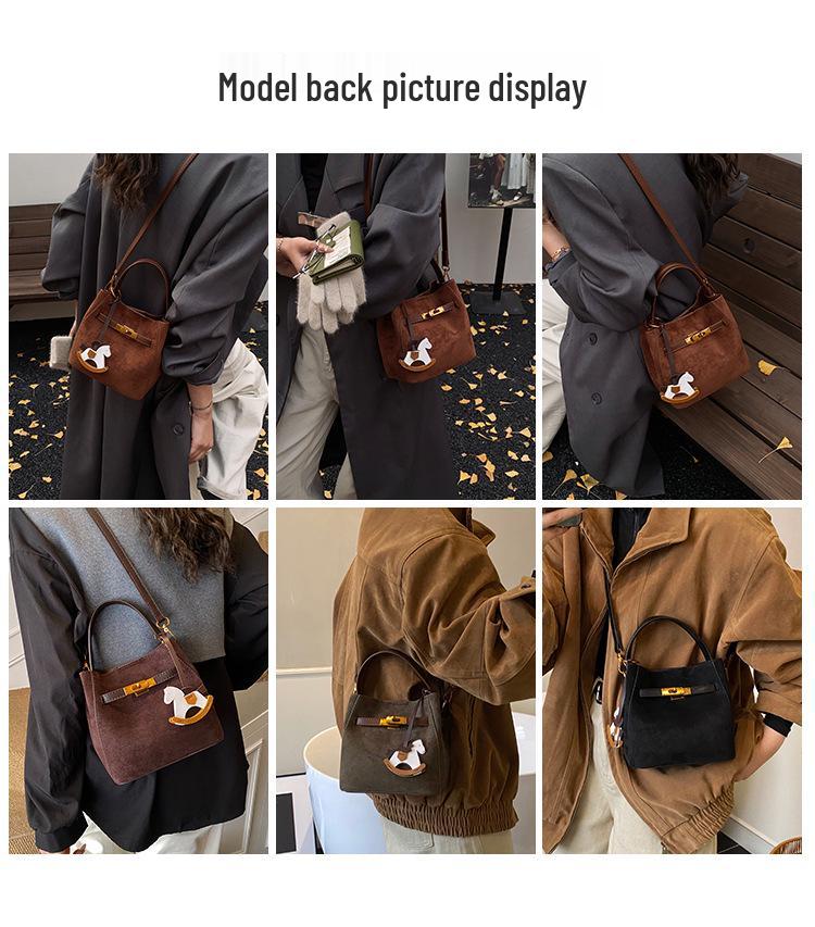 Zamszowa torba typu tote bucket w stylu koreańskim - Damska modna jesienna torba crossbody na ramię z kolorowym blokowaniem 2025