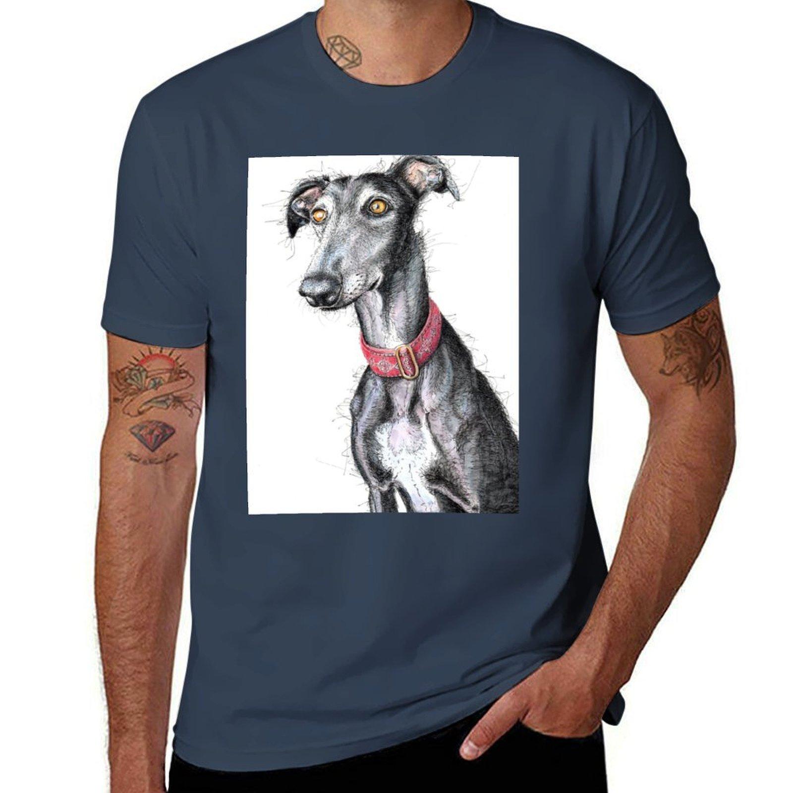 Красивый грейхаунд в красном ошейнике Футболка футболки для мужчины хлопковая мягкая мужская футболка летняя футболка S