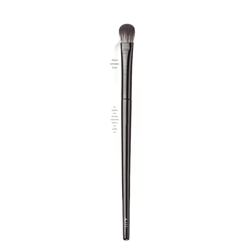 Black Brushed Eyeshadow & Eyeliner Makeup Brush for Highlighting & Detailing