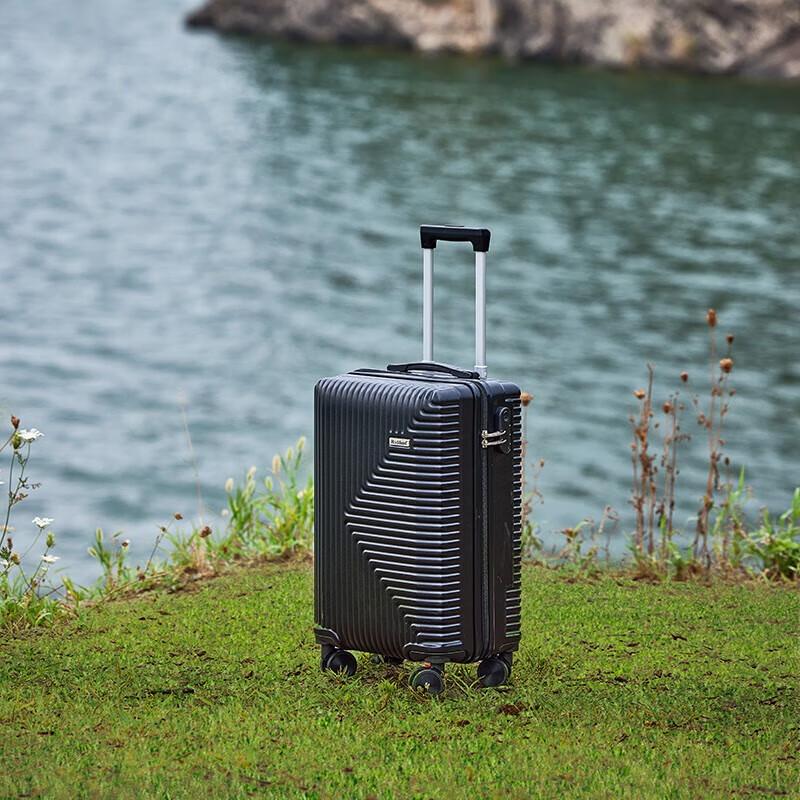 Rockland Haven Series Hardside Luggage