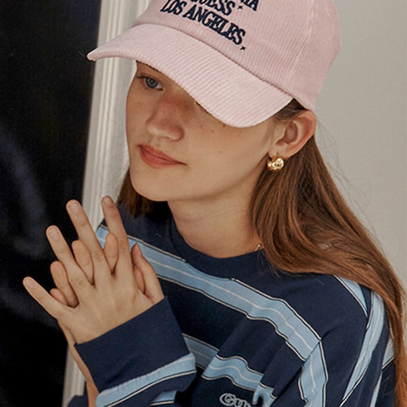 

Кепка вельветовая GUESS OP3A5580 LPI_FF