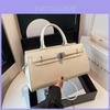Style Women Large Pu Handbag With Zipper Closure For Daily Use