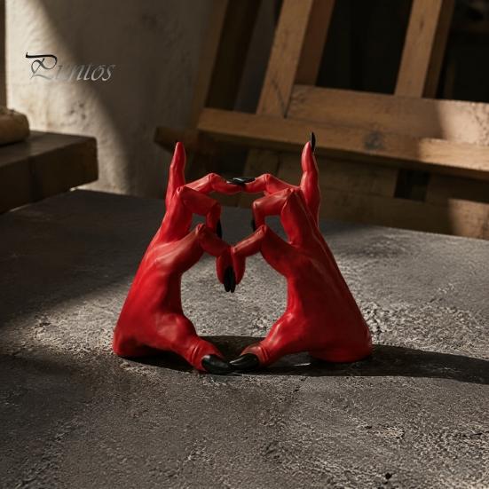 Halloween Tabletop Ornament Gothic Devil Hands Heart Statue, Demon Fingers in A Gesture Realistic Texture Sculpture Sculpture, Resin Love Sign