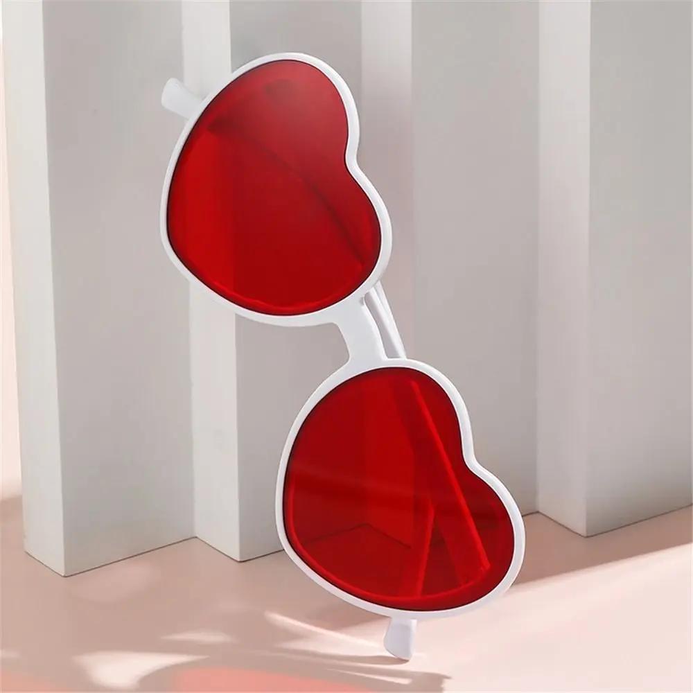 Cute UV 400 Protection Protection Heart-Shaped Sunglasses Cosplay Halloween Party Spectacles Summer Beach Shades for Female