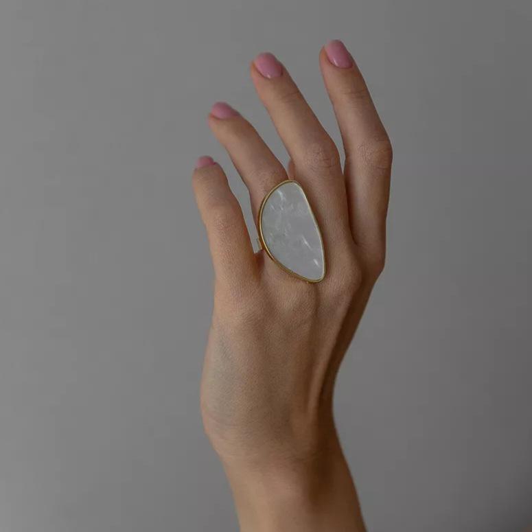 Chic Irregular Faux Mother-of-Pearl Adjustable Ring - Trendy Street Style Design