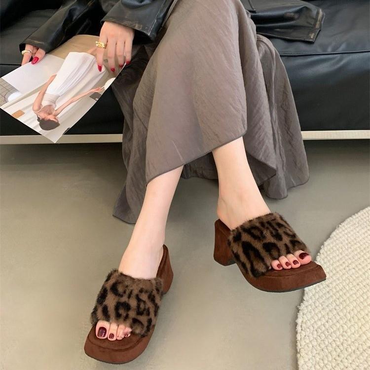 

Французская мода леопардовый принт толстый высокий каблук хлопковые тапочки женские 2025 осень и зима новые нежные квадратный носок тапочки-однословки пушистые 40 цветной печати леопарда