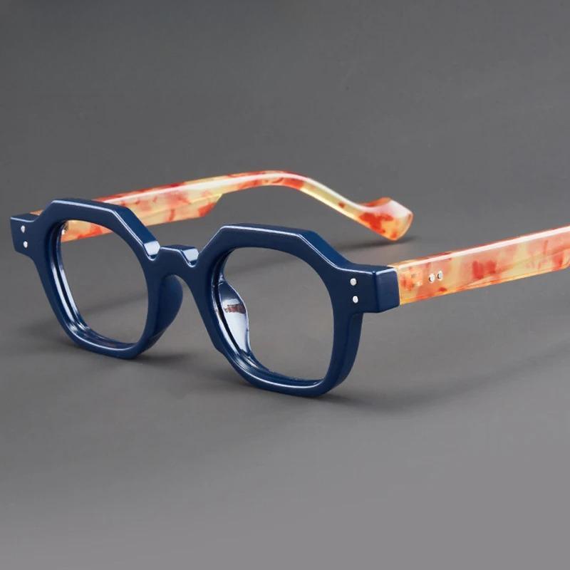 Men Fashion Reading Glasses Women High-Definition Glasses Retro Presbyopia Eyewear With Secure Hinge Classics Comfy Frame