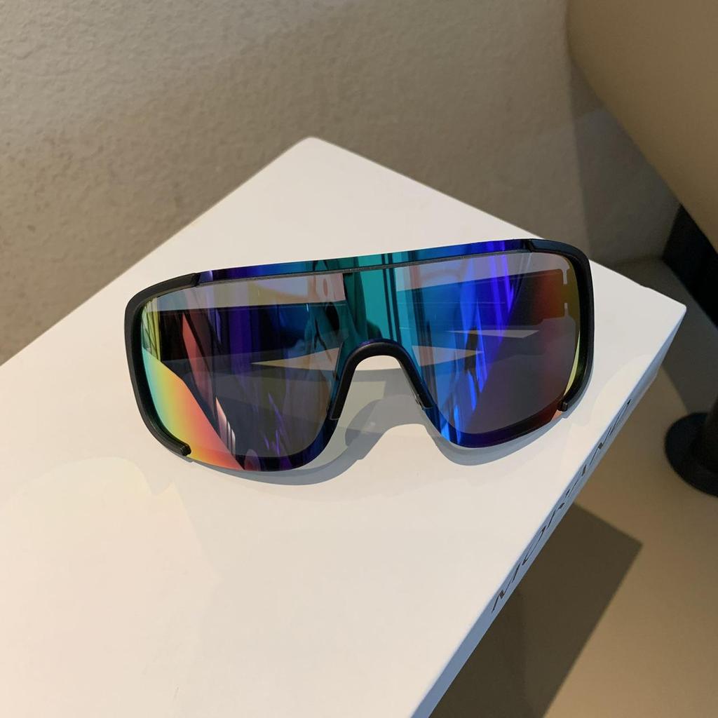 Women's Windproof Sports Goggles for Cycling and Skiing