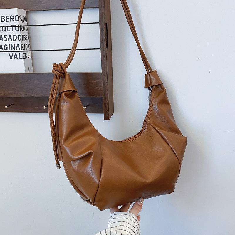 Pu single shoulder women's bag Maillard style retro soft surface dumpling bag spring new fashion pleated underarm bag women