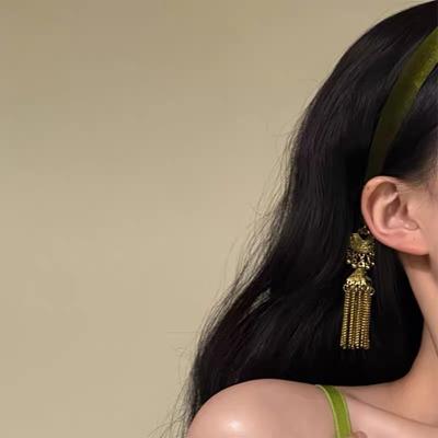 Flocking Vintage Hair Hoop Luxury Ethnic Style Headband Trendy Bell Tassel Hairband  Holiday