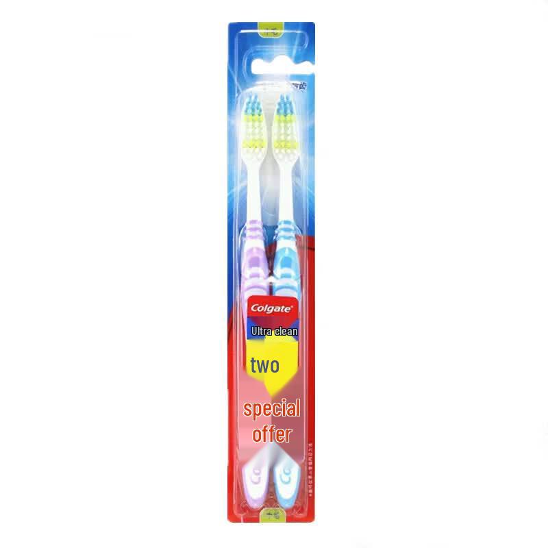 Colgate Ultra Clean Toothbrush 2-Pack