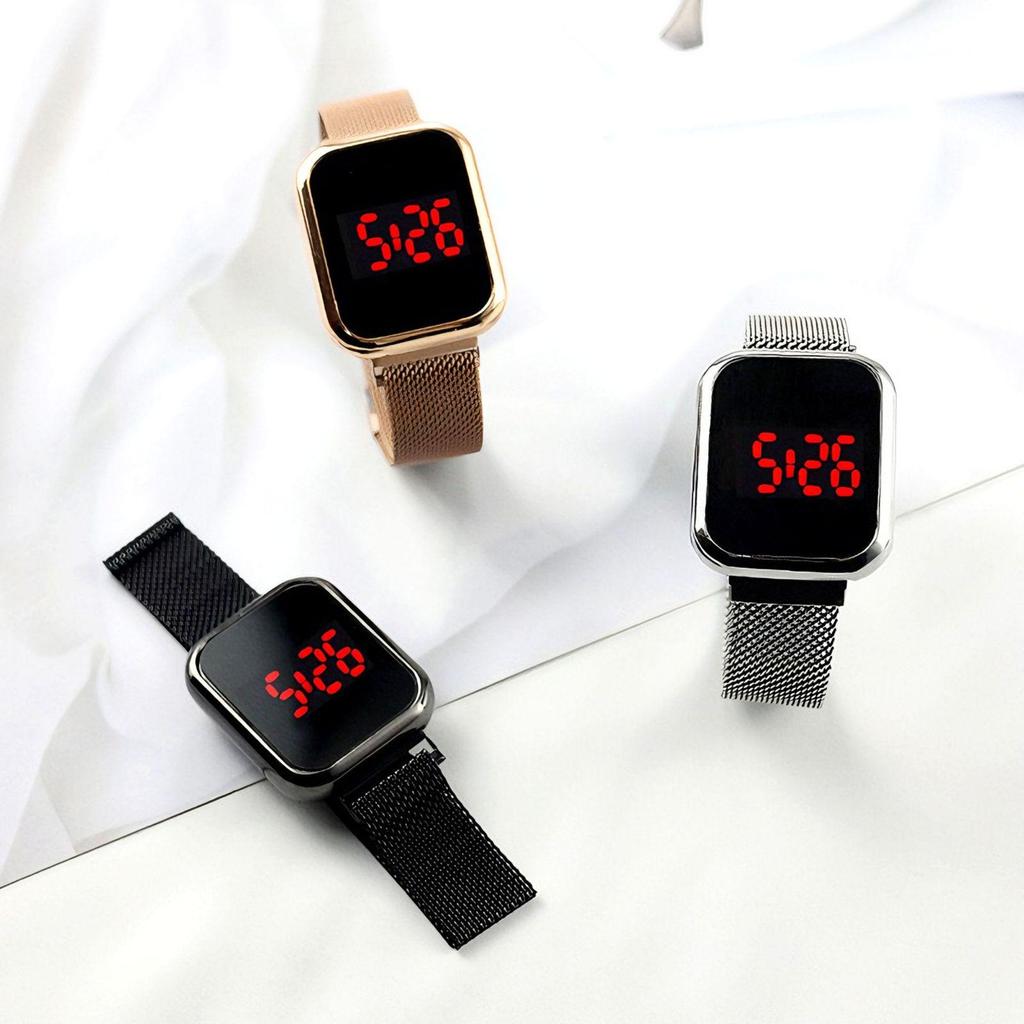 In-Stock Fashion LED Sports Watch with Magnetic Strap